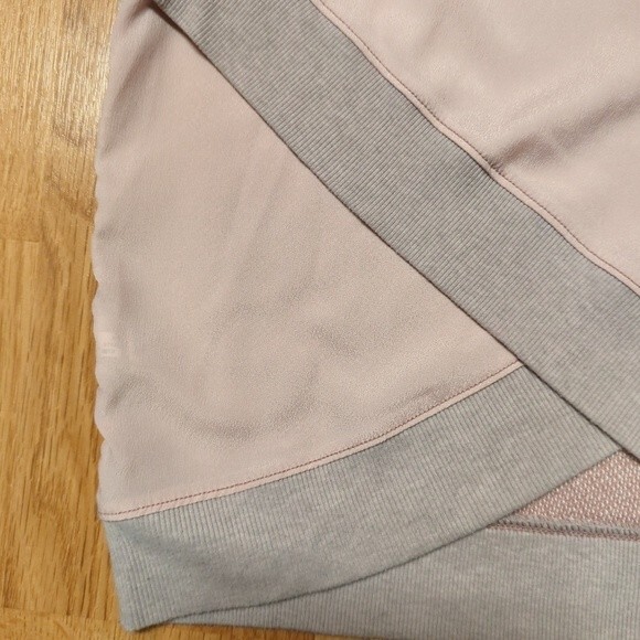 American Eagle Outfitters Sweater Sweatshirt Womens XS Pink Pullover - Picture 7 of 9